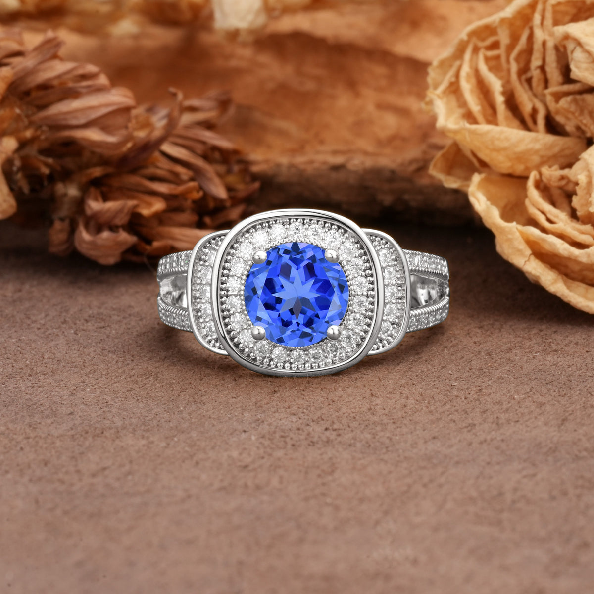 Luxurious & Classic Vintage Stackable 4-Prong Round Cut Sapphire Engagement Ring - Additional view