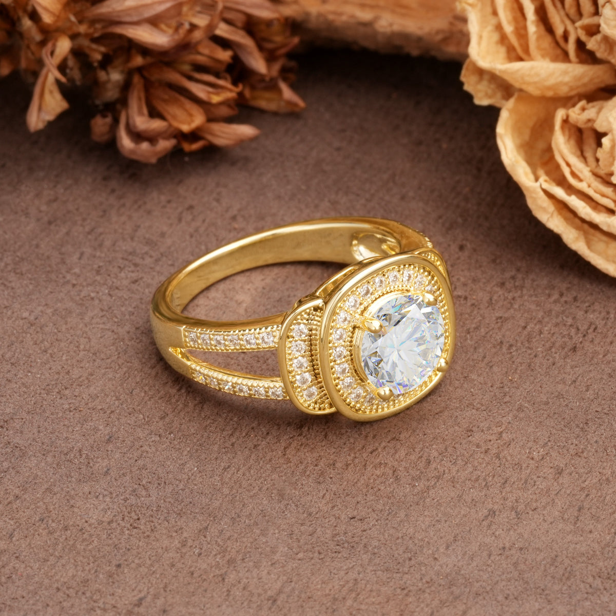 Luxurious & Classic Vintage Stackable 4-Prong Round Cut Moissanite Engagement Ring - Additional view