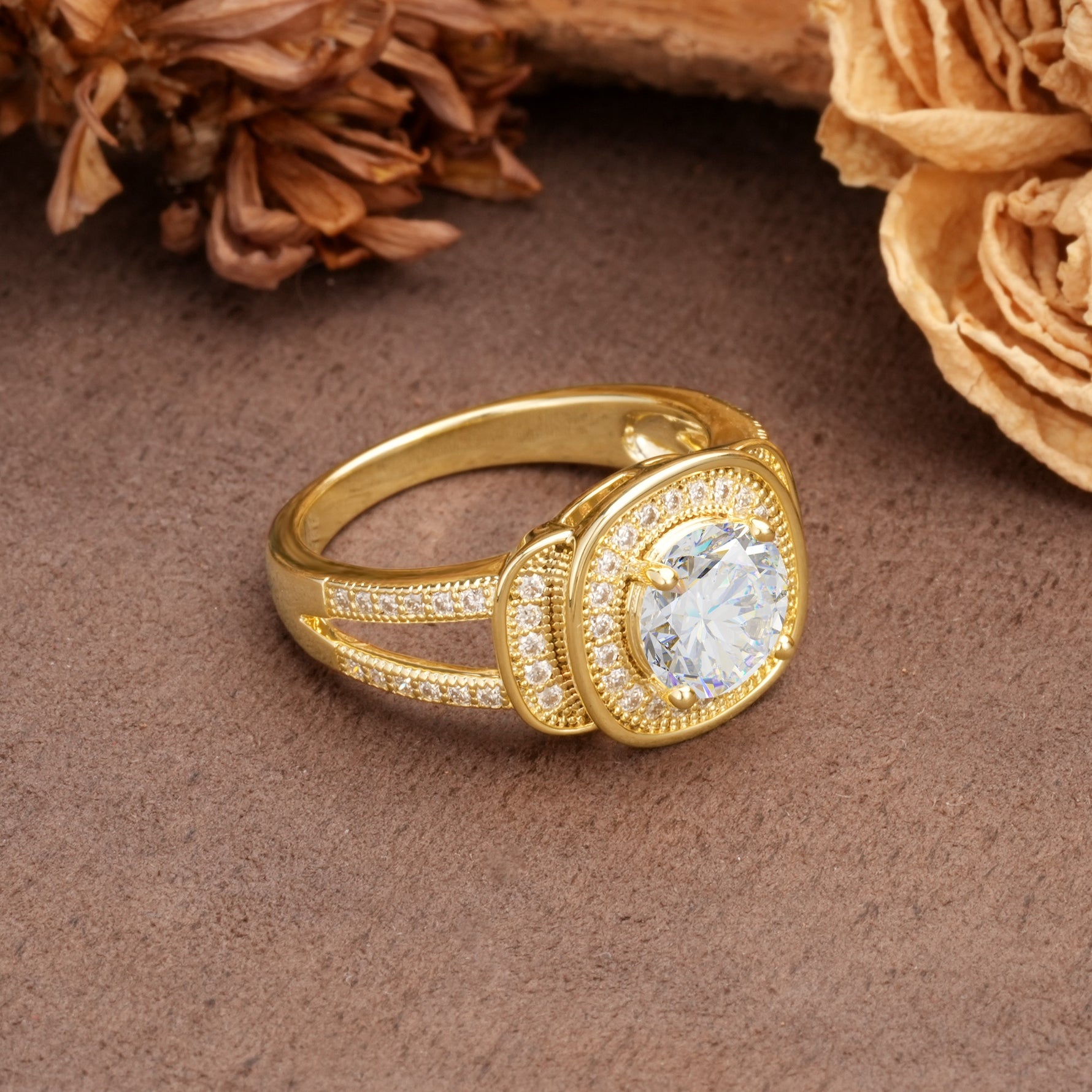 Luxurious & Classic Vintage Stackable 4-Prong Round Cut Moissanite Engagement Ring - Additional view