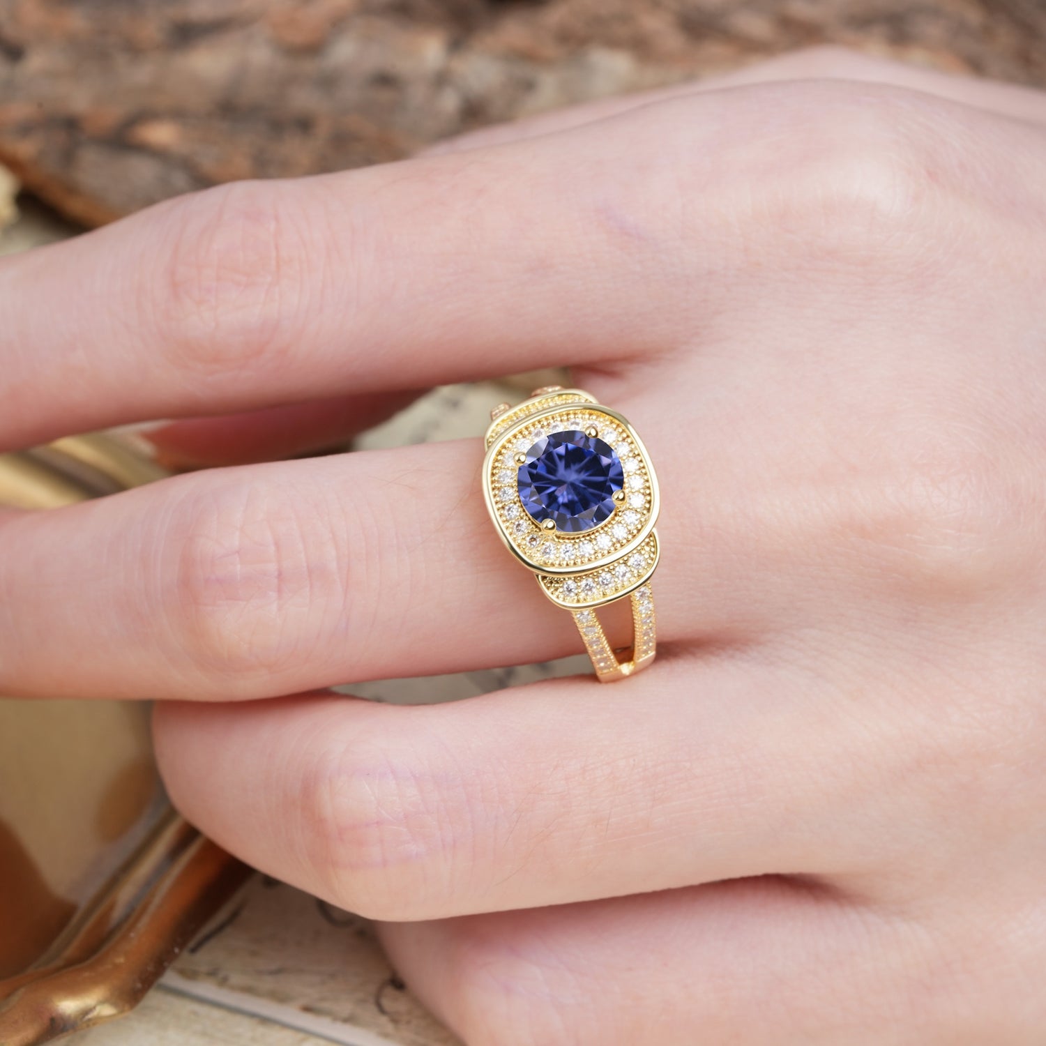 Luxurious & Classic Vintage Stackable 4-Prong Round Cut Tanzanite Engagement Ring - Additional view