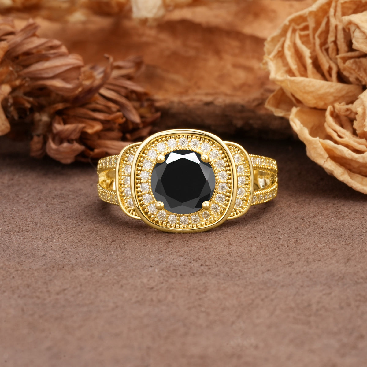 Luxurious & Classic Vintage Stackable 4-Prong Round Cut Black Onyx Engagement Ring - Additional view