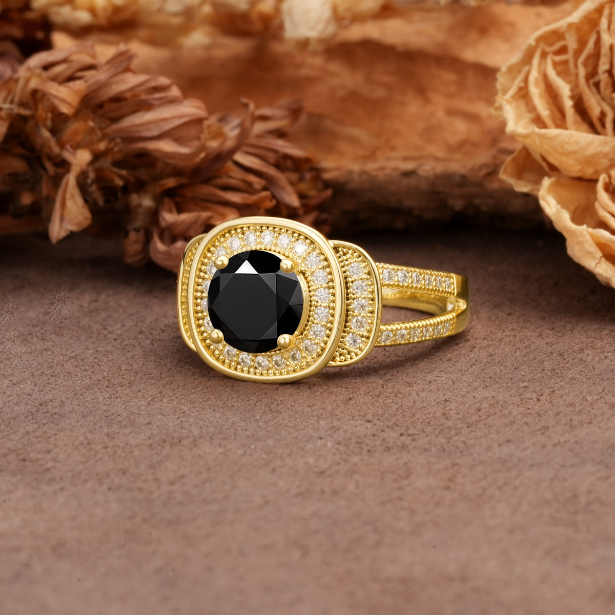 Luxurious & Classic Vintage Stackable 4-Prong Round Cut Black Onyx Engagement Ring - Additional view