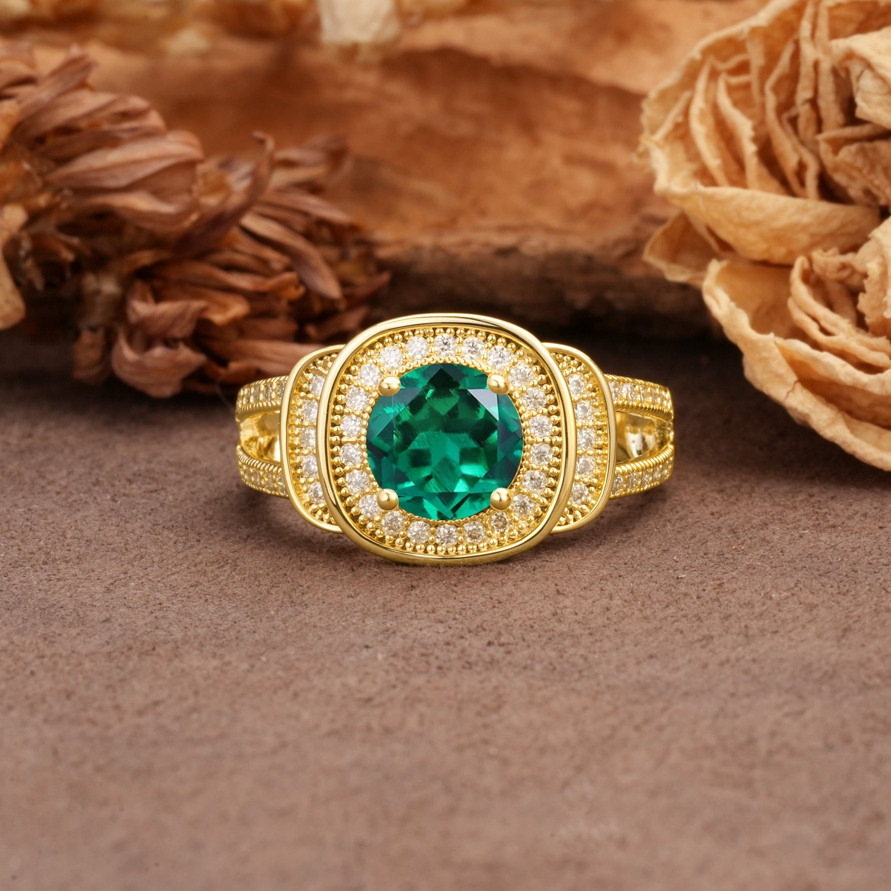 Luxurious & Classic Vintage Stackable 4-Prong Round Cut Emerald Engagement Ring - Additional view