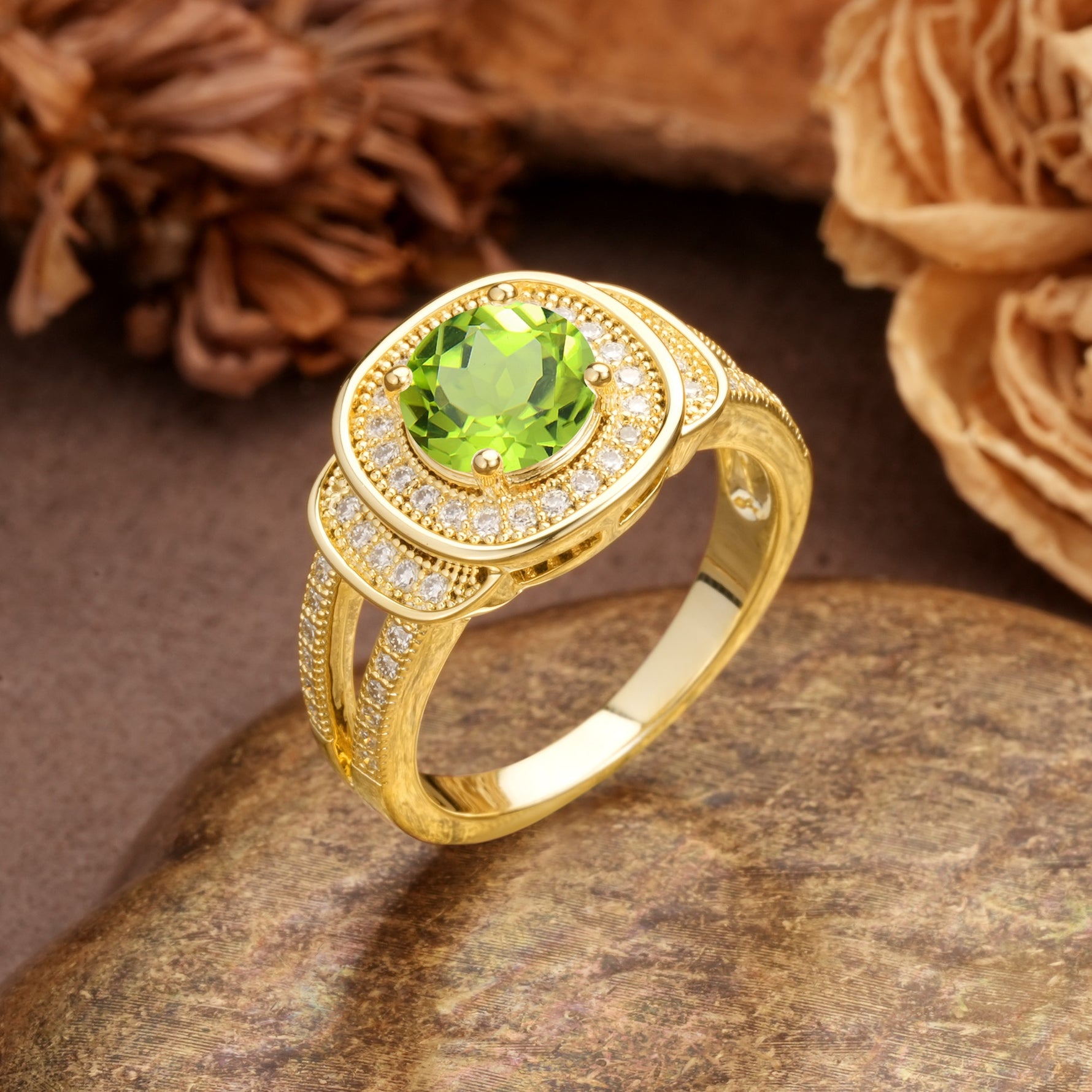 Luxurious & Classic Vintage Stackable 4-Prong Round Cut Peridot Engagement Ring - Additional view