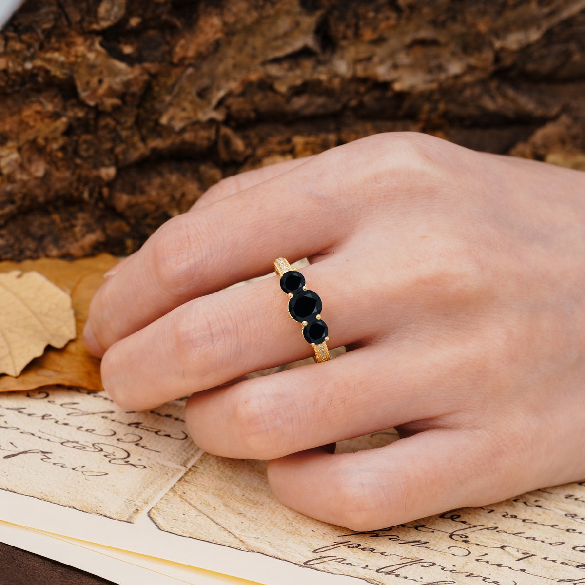 Classic Simplicity 4-Prong Round Cut Black Onyx Three Stones Wedding Ring - Additional view