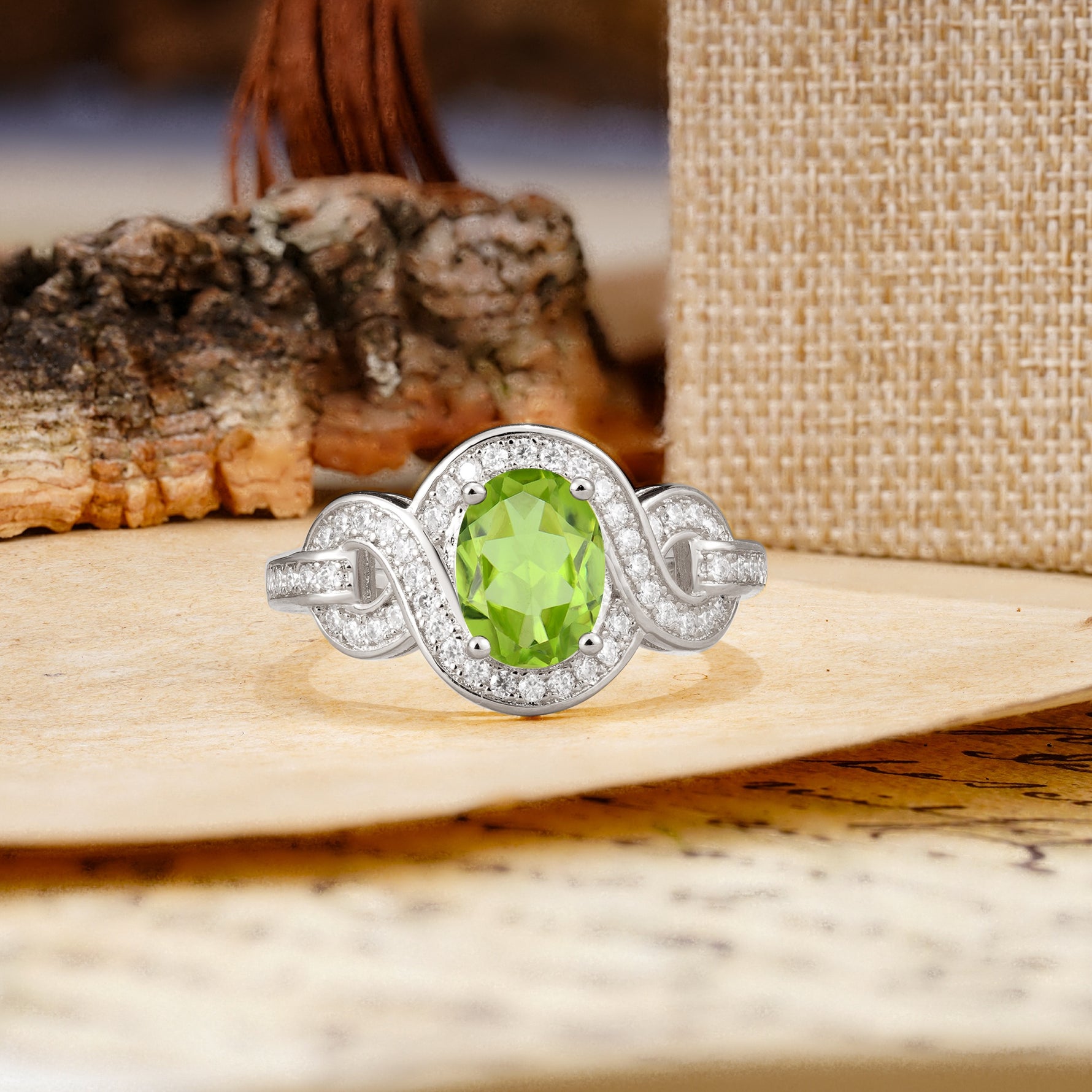 Luxurious Vintage-Style Twisted 4-Prong Oval Cut Peridot Engagement Ring - Additional view