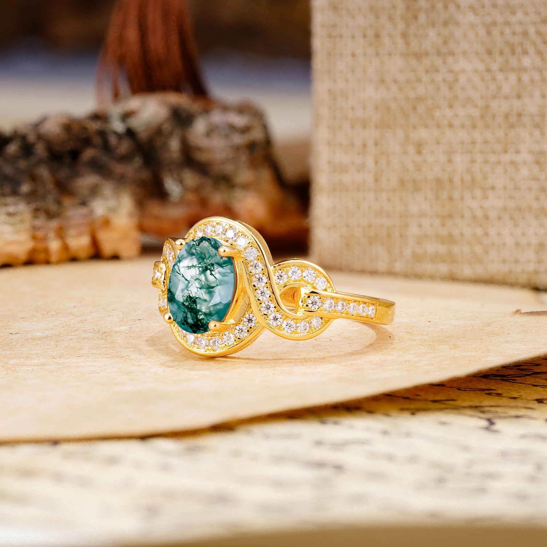Luxurious Vintage-Style Twisted 4-Prong Oval Cut Moss Agate Engagement Ring - Additional view