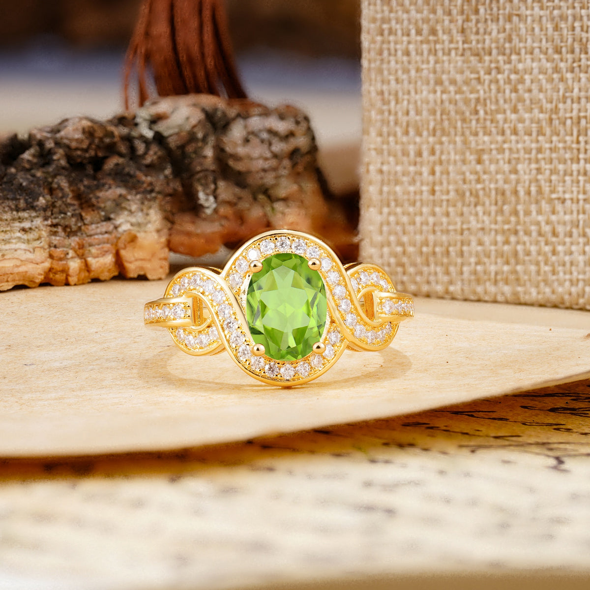 Luxurious Vintage-Style Twisted 4-Prong Oval Cut Peridot Engagement Ring - Additional view