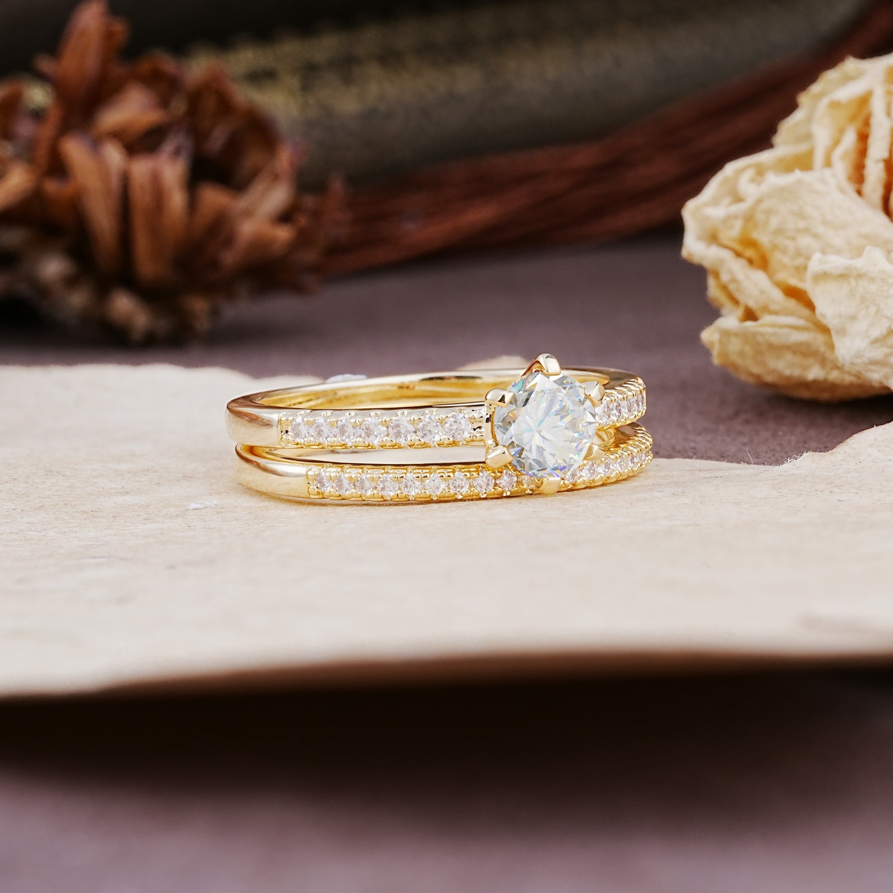 Simple 6 Prong Round Cut Moissanite Wedding Bride Ring Set - Additional view