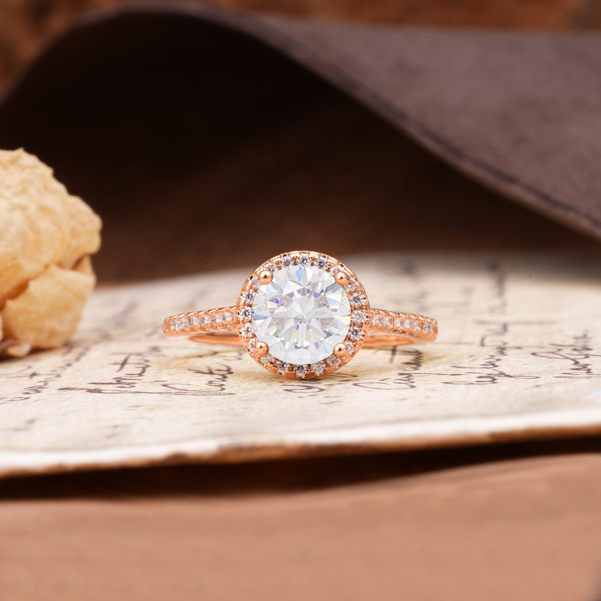 Luxurious, Vintage, Dazzling 4-Prong Round-Cut Moissanite Engagement Ring - Additional view