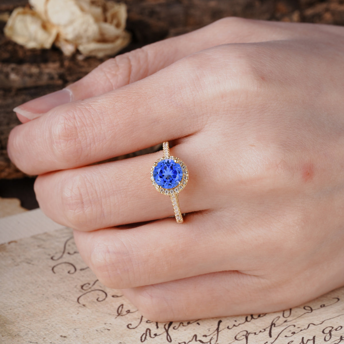 Luxurious, Vintage, Dazzling 4-Prong Round-Cut Sapphire Engagement Ring - Additional view
