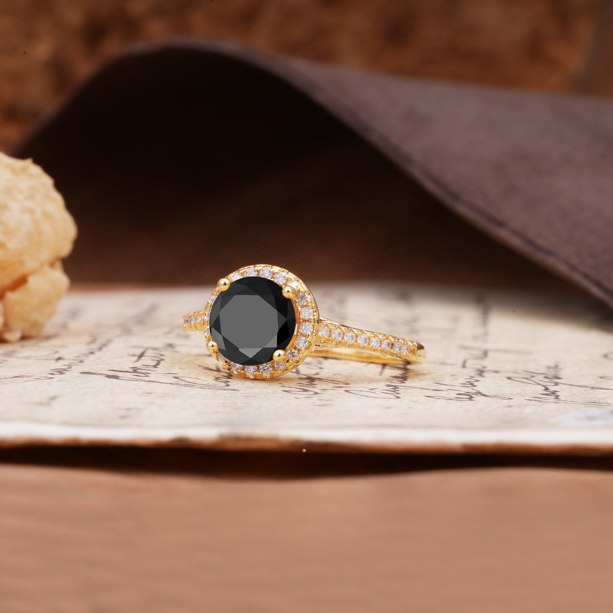 Luxurious, Vintage, Dazzling 4-Prong Round-Cut Black Onyx Engagement Ring - Additional view