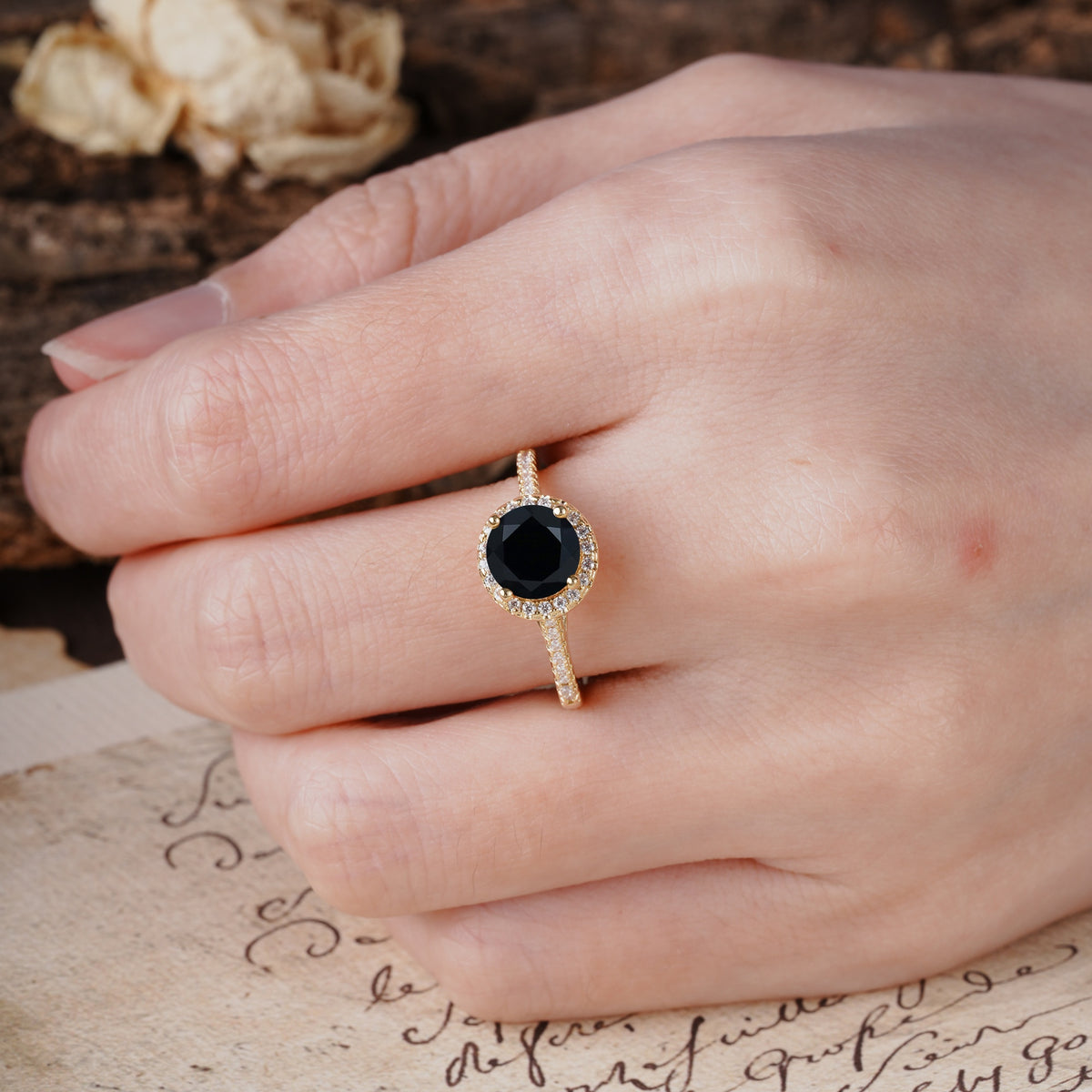 Luxurious, Vintage, Dazzling 4-Prong Round-Cut Black Onyx Engagement Ring - Additional view