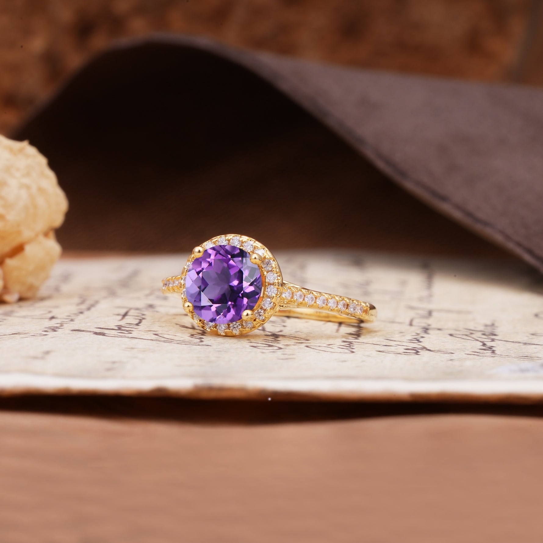 Luxurious, Vintage, Dazzling 4-Prong Round-Cut Amethyst Engagement Ring - Additional view