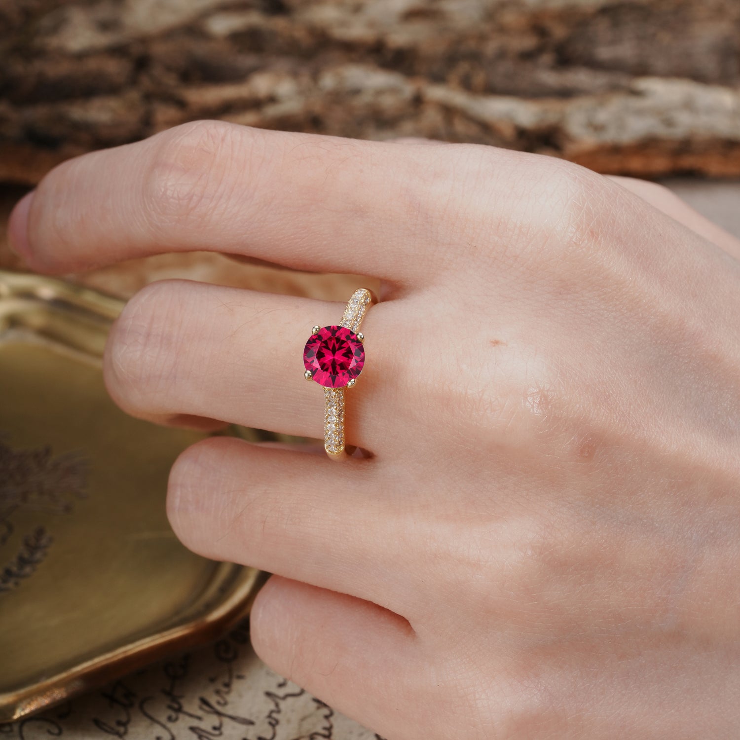 Luxurious Classic Simplicity 4-Prong Round Cut Ruby Engagement Ring