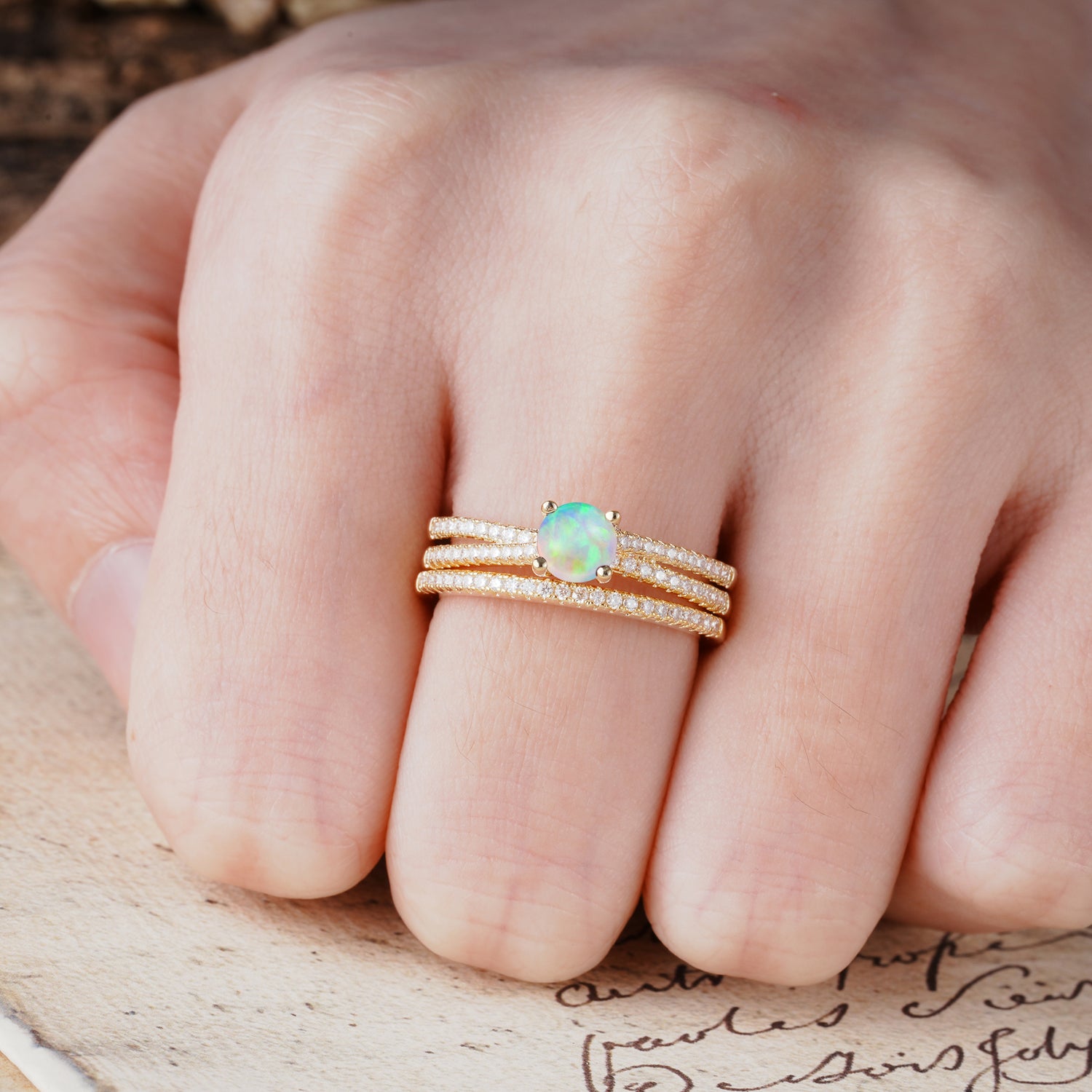 Luxurious Vintage 4-Prong Round-Cut Opal Bridal Ring Set