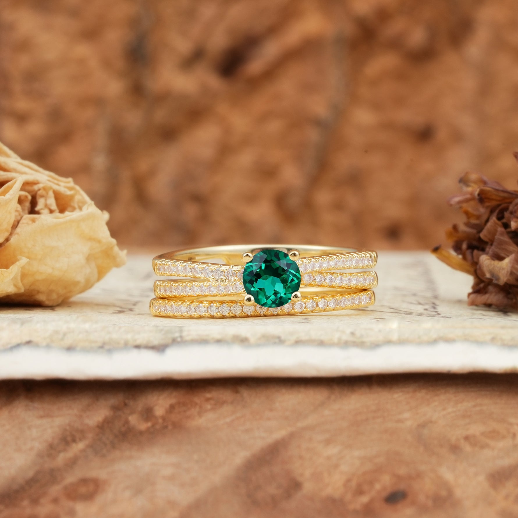 Vintage Art Deco Baguette Emerald Alternating Stacking Wedding Band - Yellow-Gold