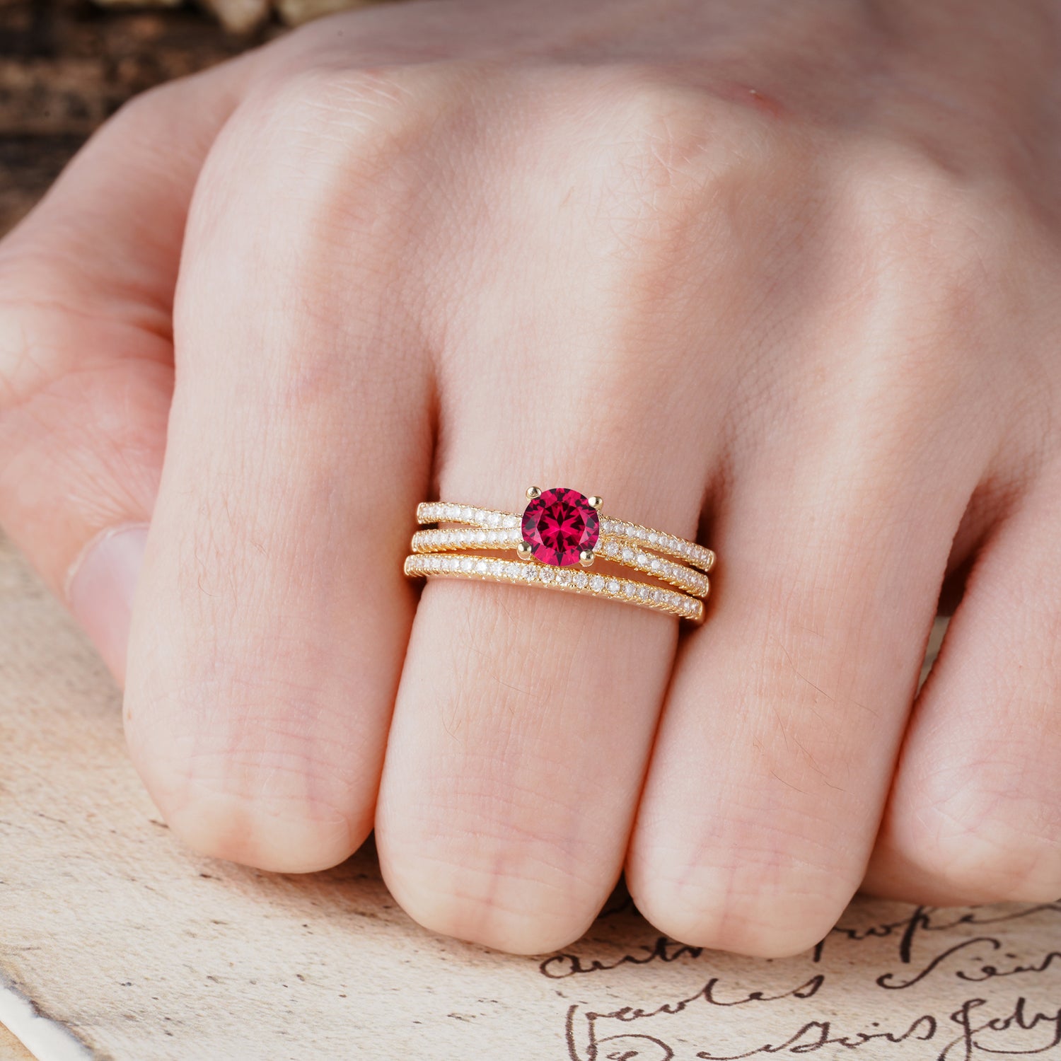 Luxurious Vintage 4-Prong Round-Cut Ruby Bridal Ring Set