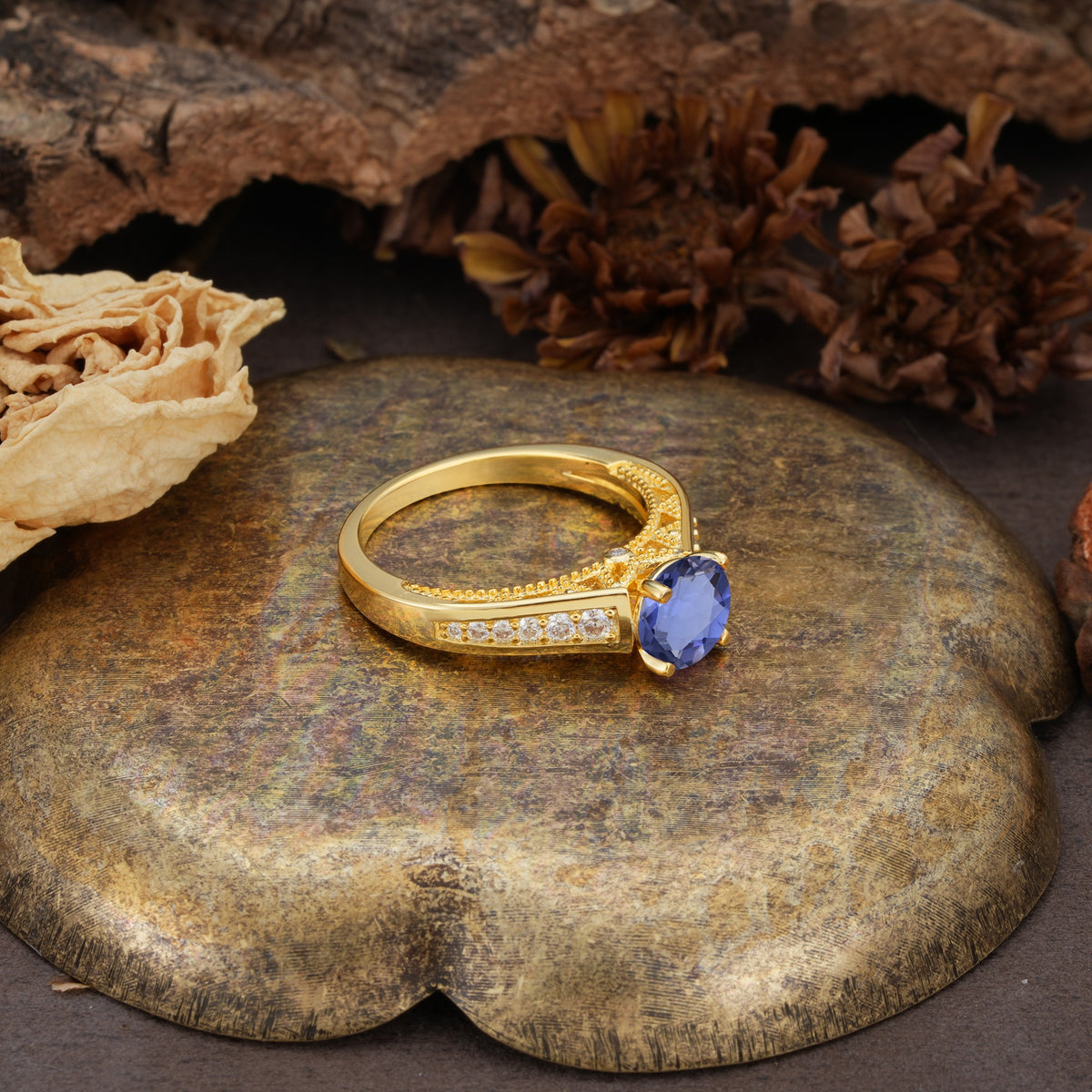 Retro-Minimalist 4-Prong Round Cut Tanzanite Engagement Ring - Additional view