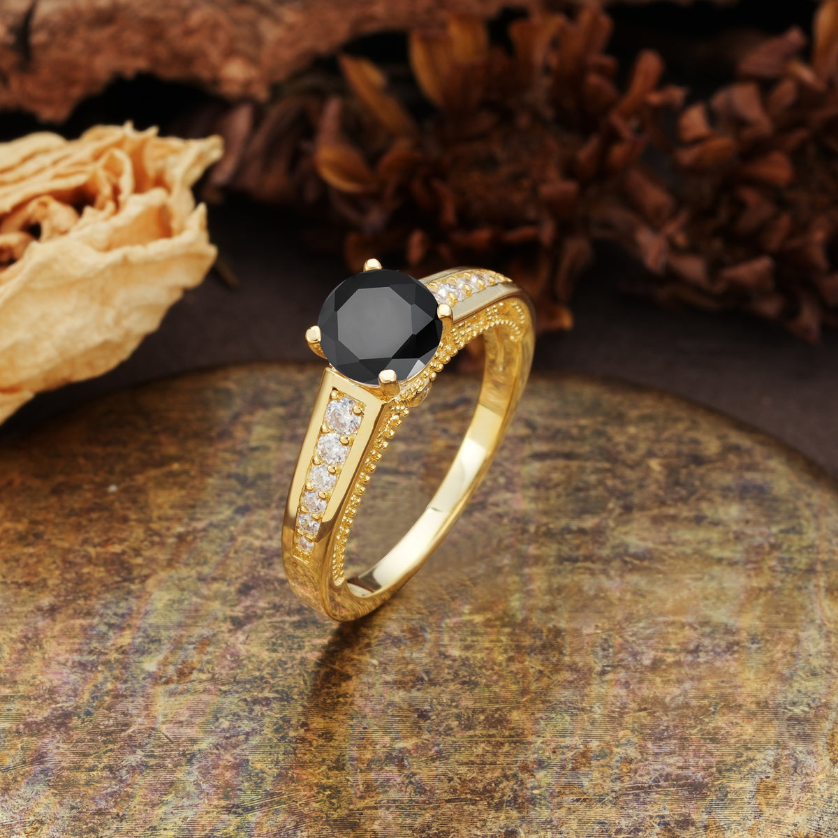 Retro-Minimalist 4-Prong Round Cut Black Onyx Engagement Ring - Additional view