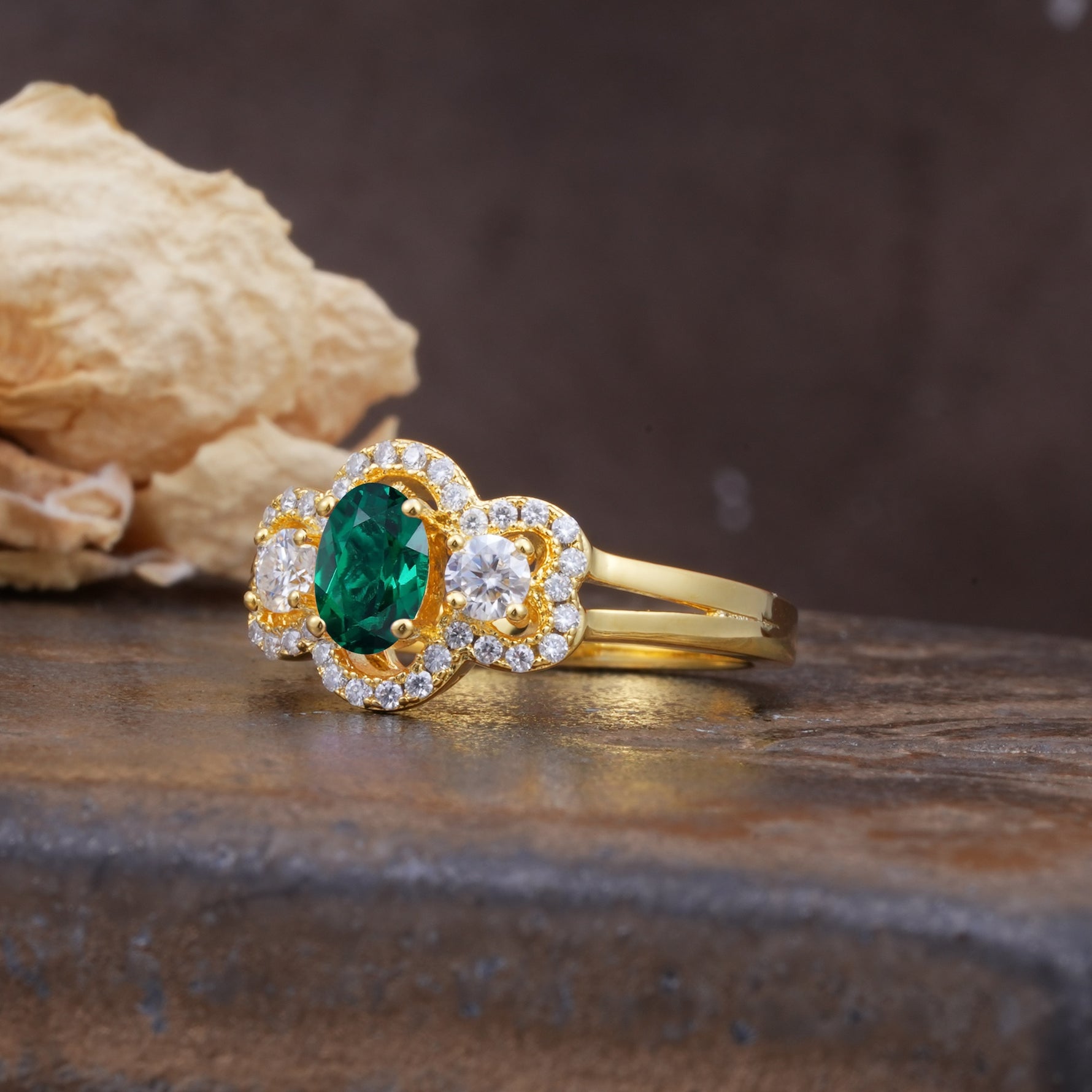 Vintage Milgrain Beaded Mixed Cut Emerald Stacking Wedding Band - Additional view