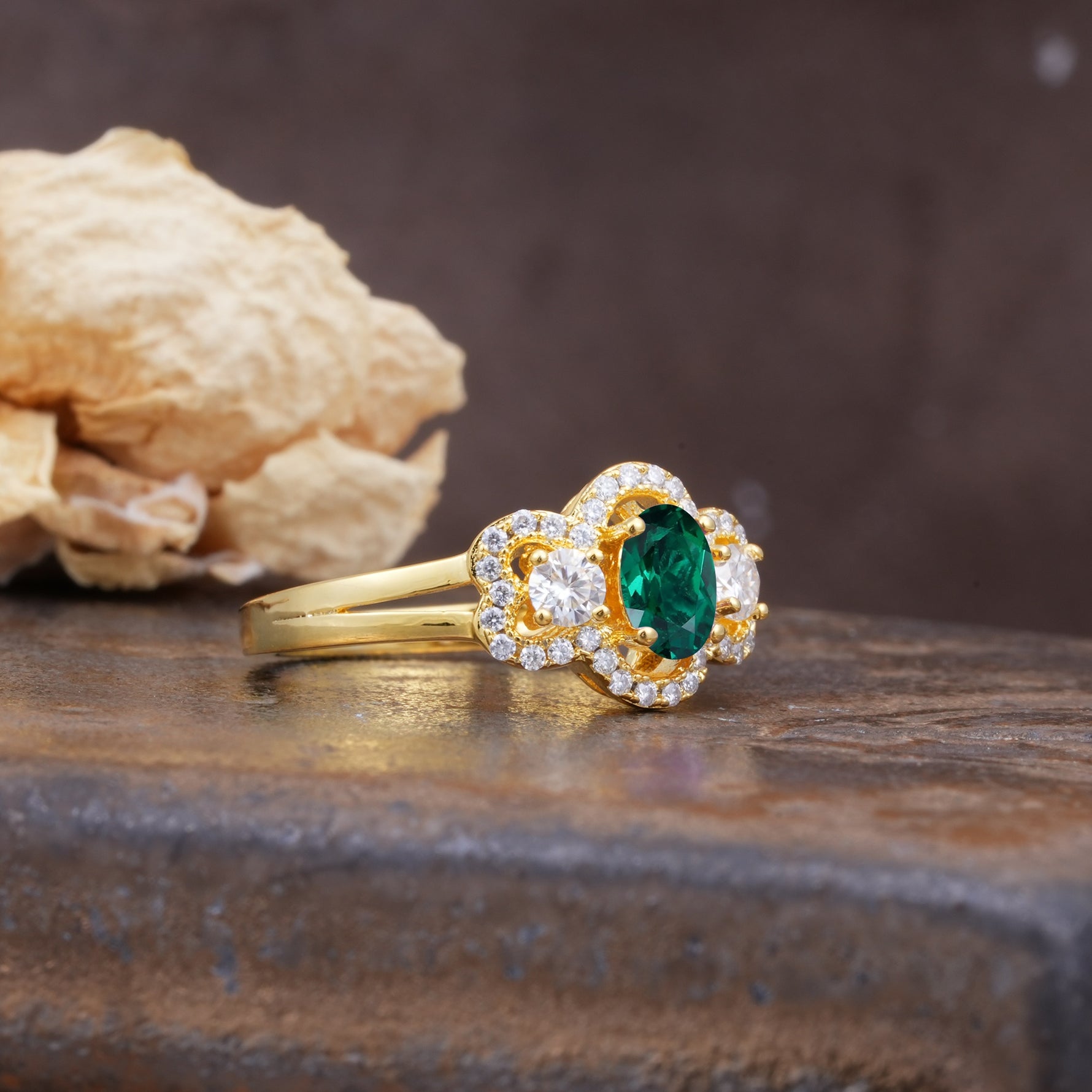 Vintage Milgrain Beaded Mixed Cut Emerald Stacking Wedding Band - Additional view
