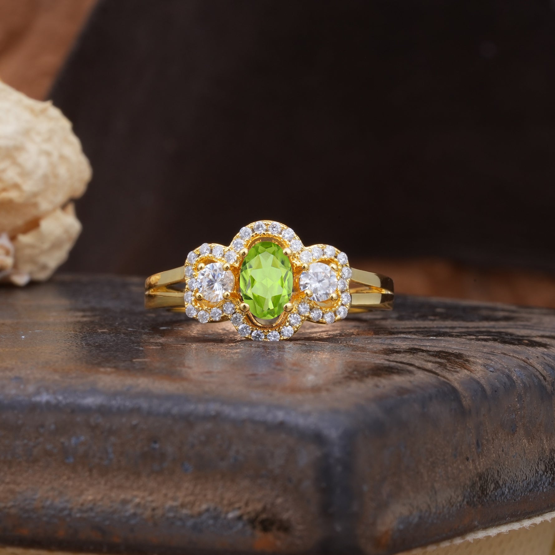 Vintage Milgrain Beaded Mixed Cut Peridot Stacking Wedding Band - Additional view
