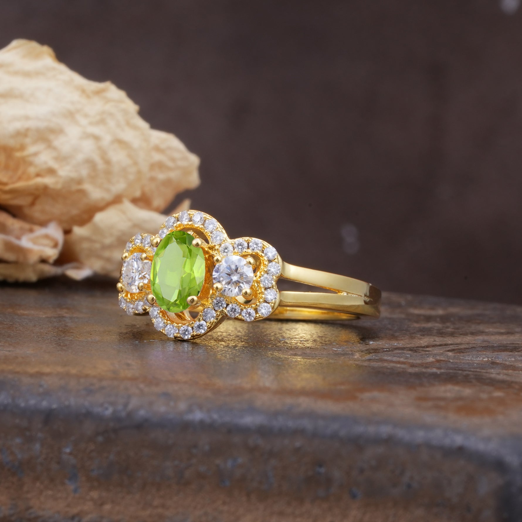Vintage Milgrain Beaded Mixed Cut Peridot Stacking Wedding Band - Additional view