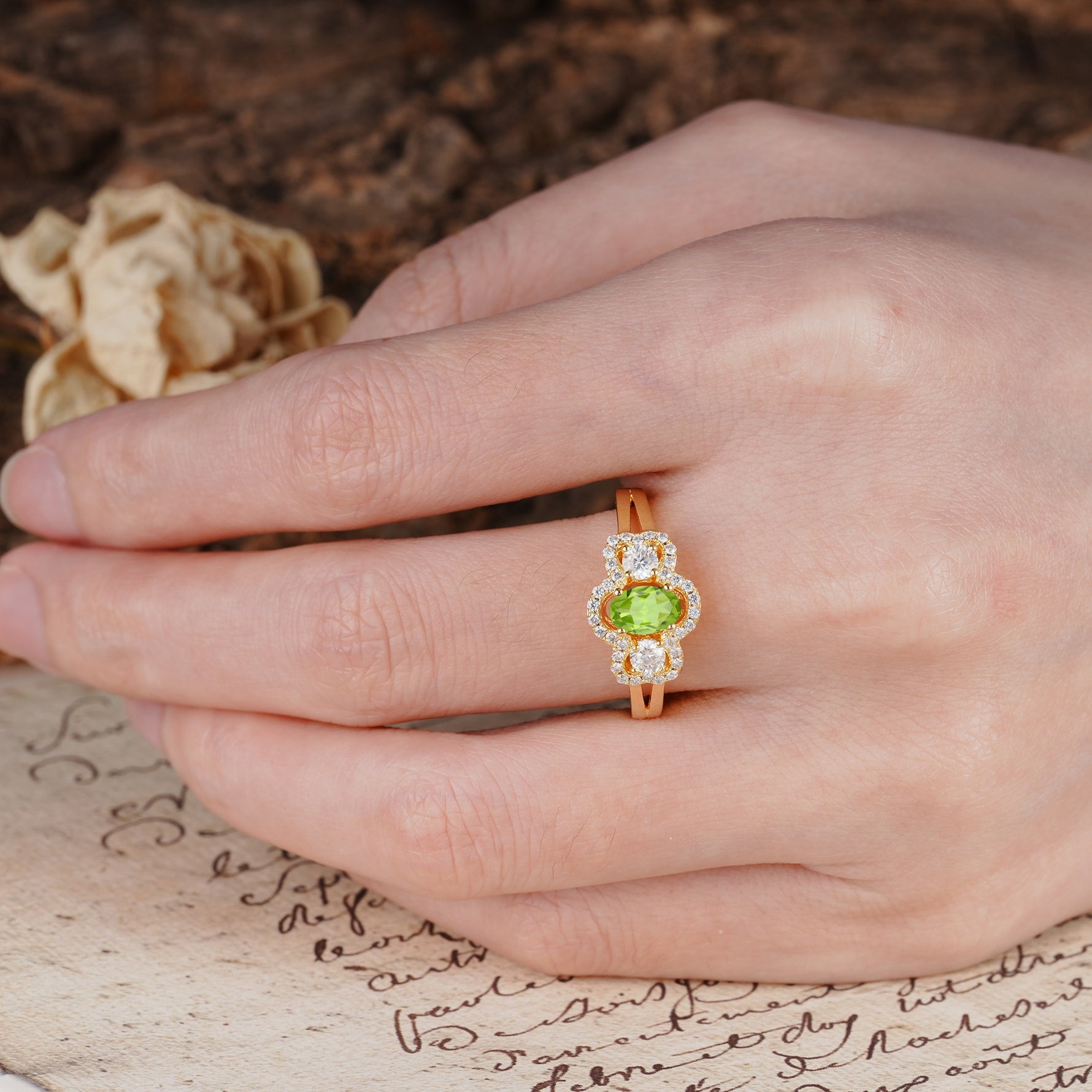 Vintage Milgrain Beaded Mixed Cut Peridot Stacking Wedding Band - Additional view