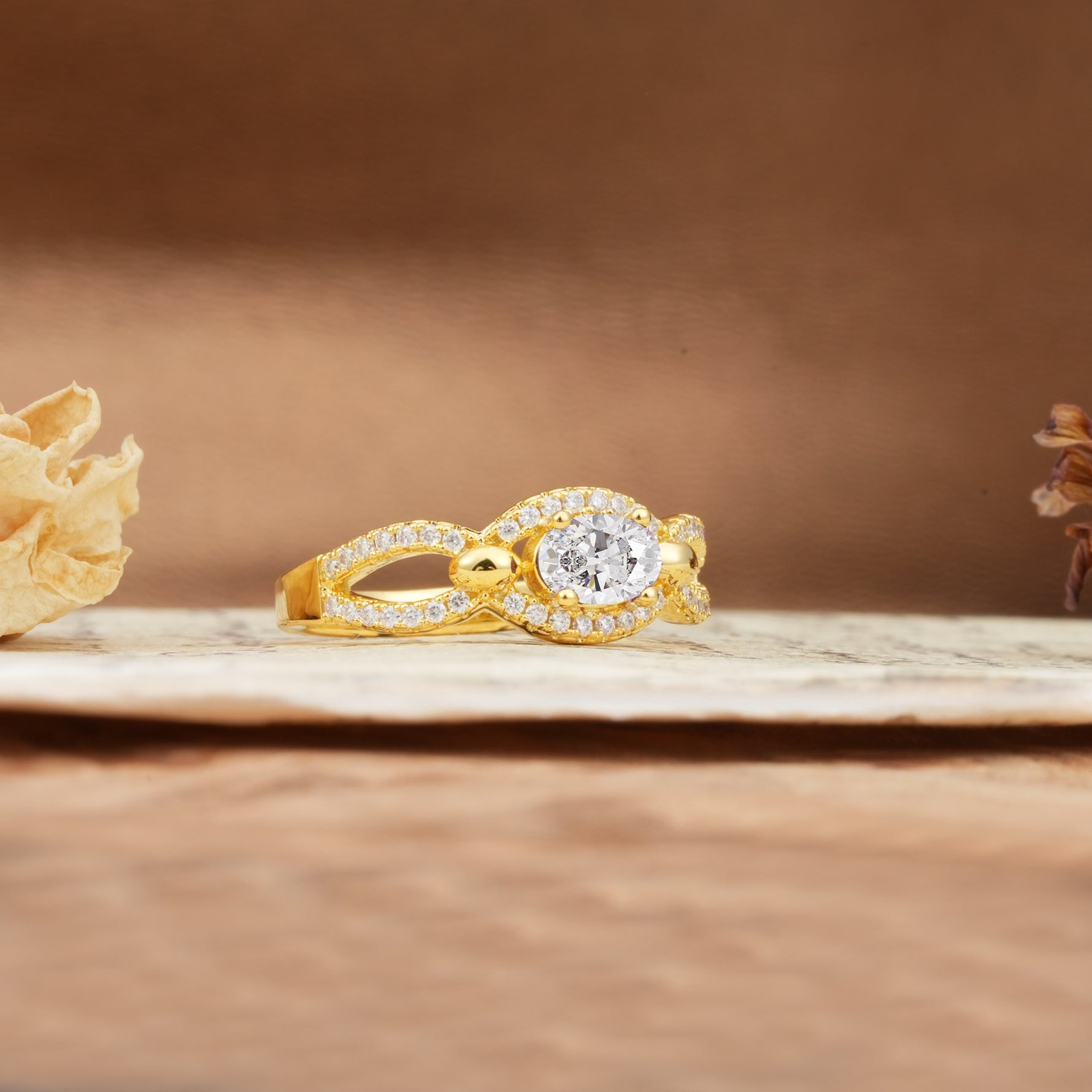 Luxurious And Unique 4 Prong Oval Cut Moissanite Engagement Ring - Additional view