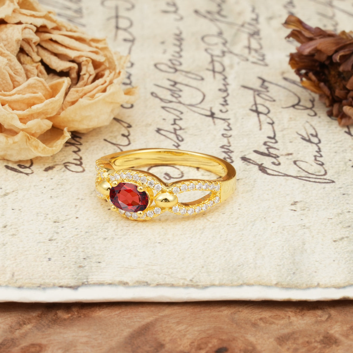 Luxurious And Unique 4 Prong Oval Cut Garnet Engagement Ring - Additional view