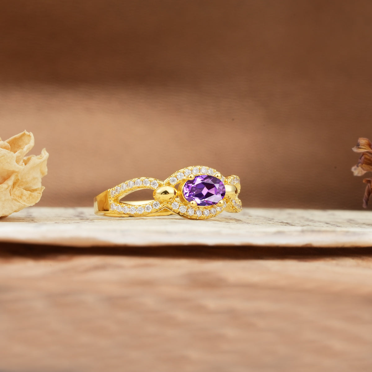 Luxurious And Unique 4 Prong Oval Cut Amethyst Engagement Ring - Additional view