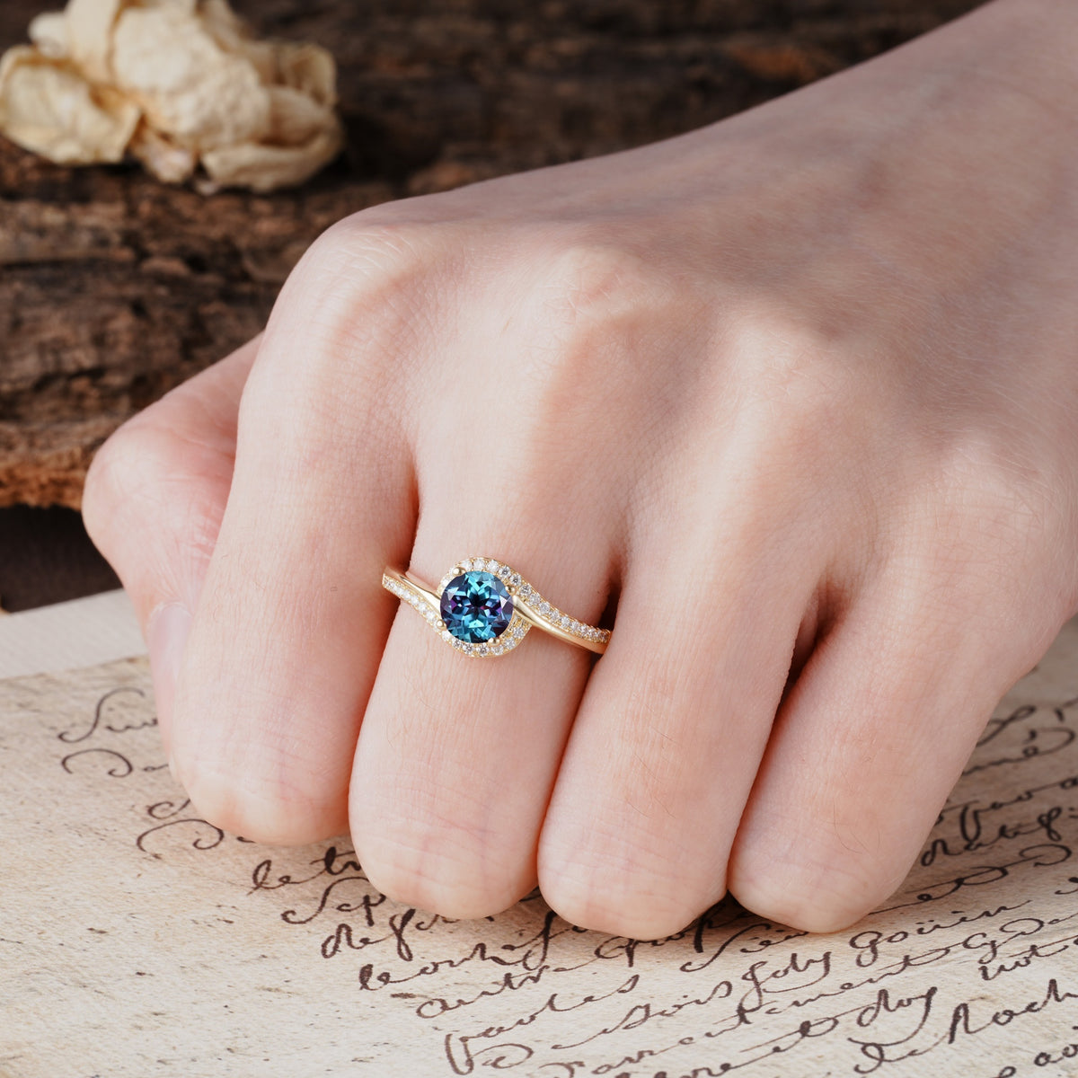 Luxurious Unique Wrapped 4 Prong Round Cut Alexandrite Engagement Ring - Additional view