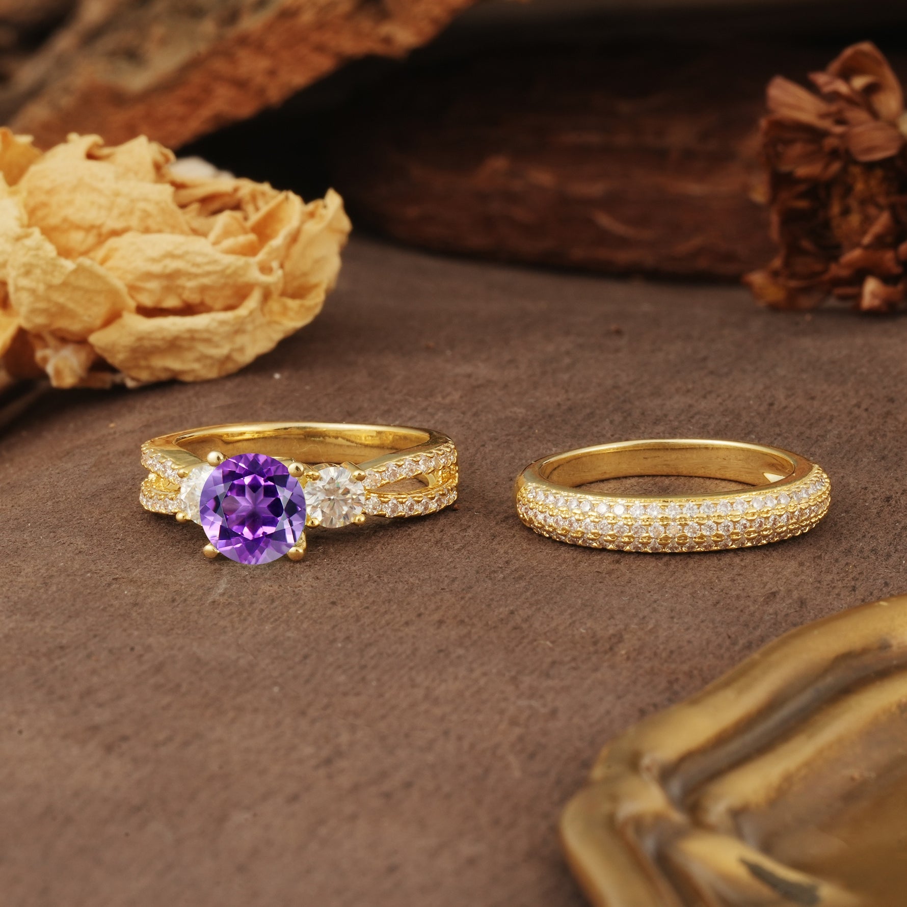 Luxurious and Unique 4-Prong Round Cut Amethyst Bridal Ring Set - White-Gold