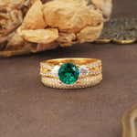 Luxurious and Unique 4-Prong Round Cut Emerald Bridal Ring Set - Yellow-Gold