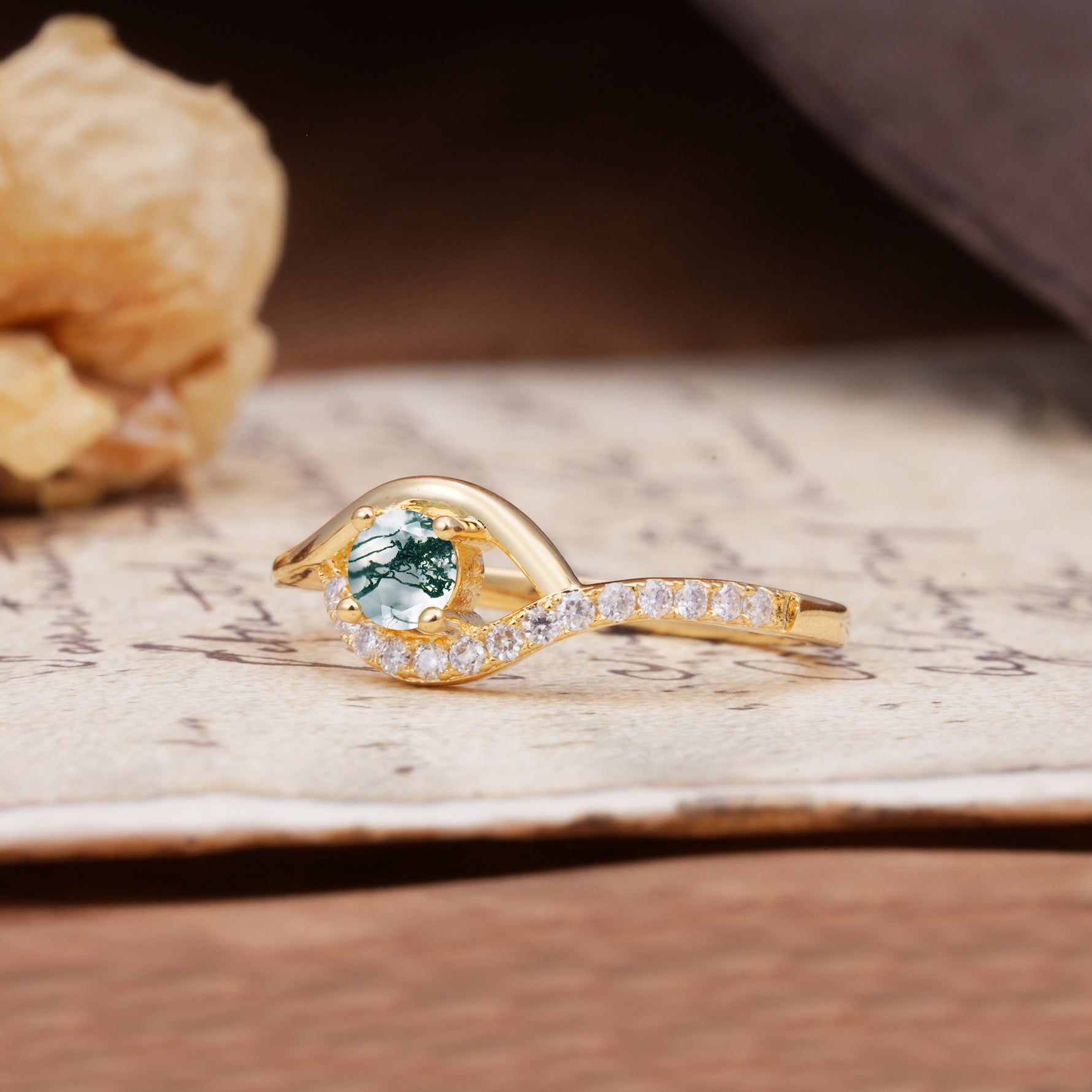 Unique Demon Eye 4-Prong Round Cut Moss Agate Engagement Ring - Additional view