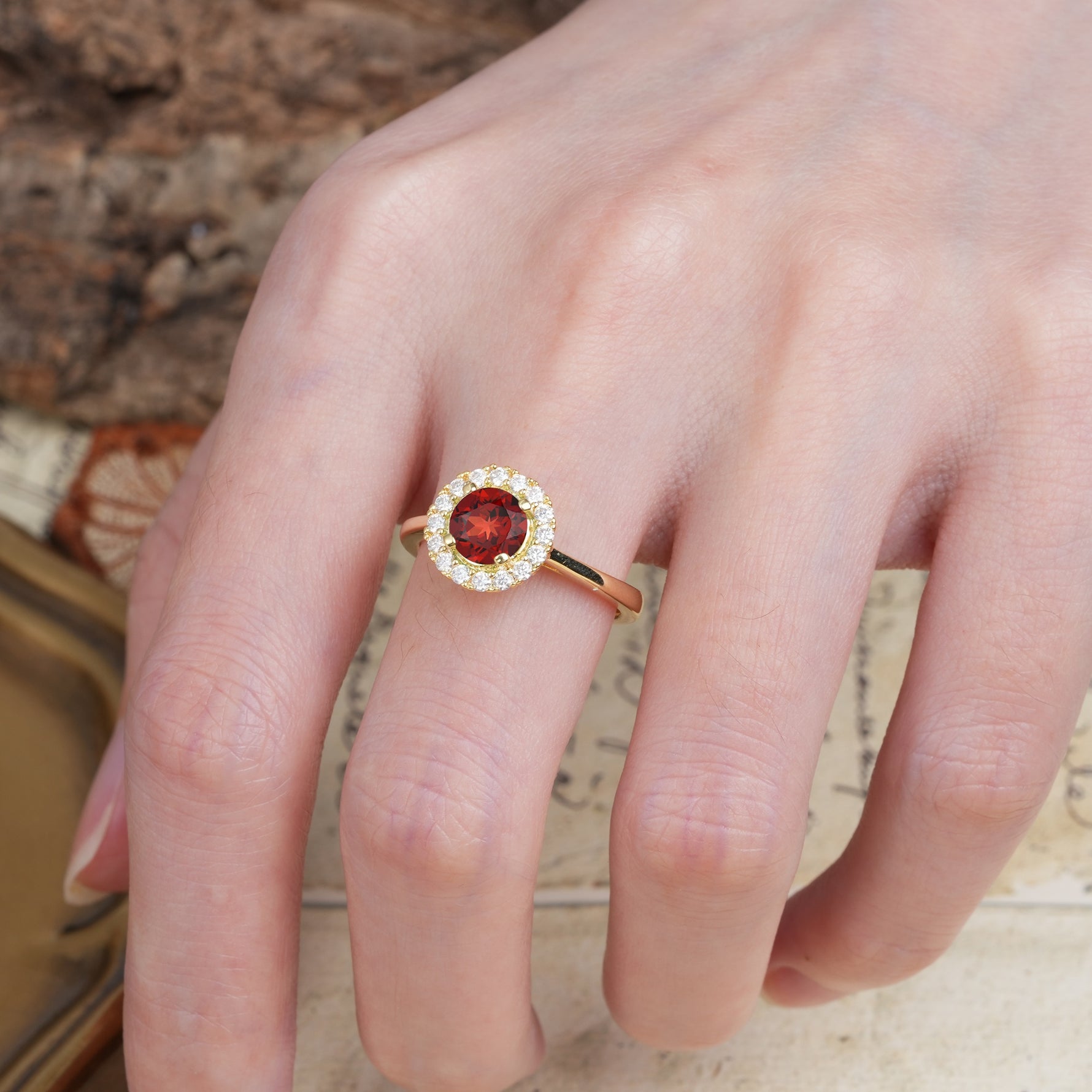 Unique and Luxurious 4-Prong Round Cut Garnet Engagement Ring - Additional view