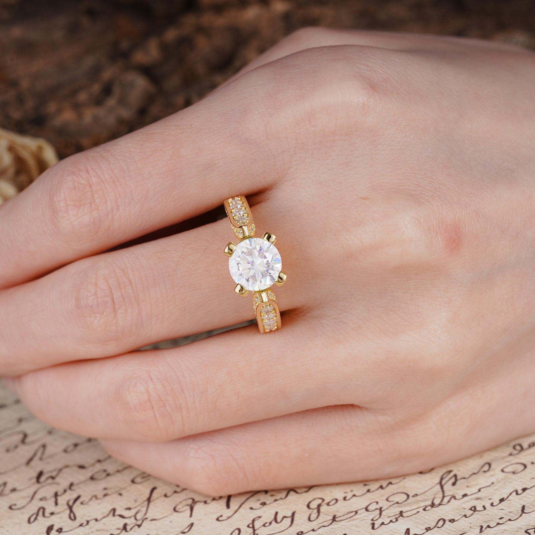 Classic Vintage 4-Prong Round Cut Moissanite Engagement Ring - Additional view