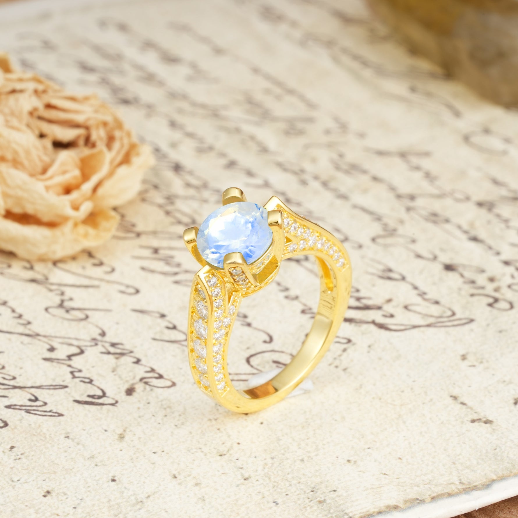 Classic Vintage 4-Prong Round Cut Moonstone Engagement Ring - Additional view