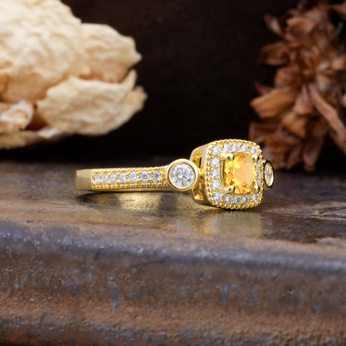Classic Luxury Retro 4-Prong Princess Cut Citrine Three Stones Wedding Ring - Additional view