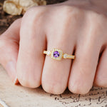 Classic Luxury Retro 4-Prong Princess Cut Amethyst Three Stones Wedding Ring - Additional view