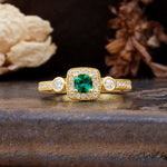 Classic Luxury Retro 4-Prong Princess Cut Emerald Three Stones Wedding Ring - Additional view