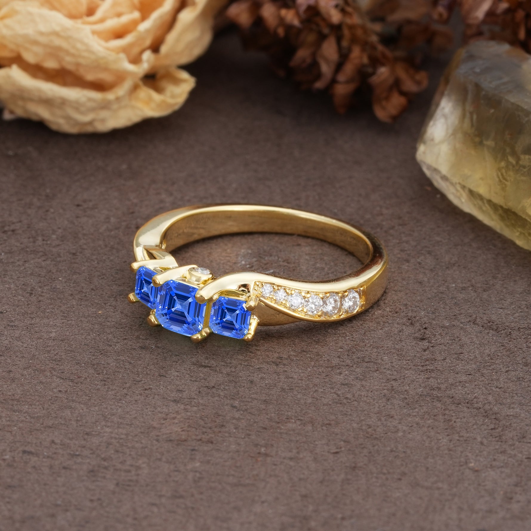 Classic Luxury 4-Prong Princess Cut Sapphire Three Stones Wedding Ring - Additional view