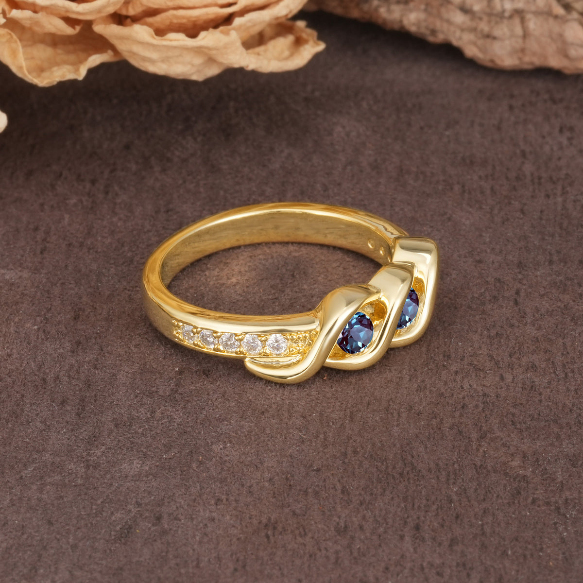Unique Twisted and Intertwined Double Round Cut Alexandrite Two-Stone Wedding Ring - Additional view