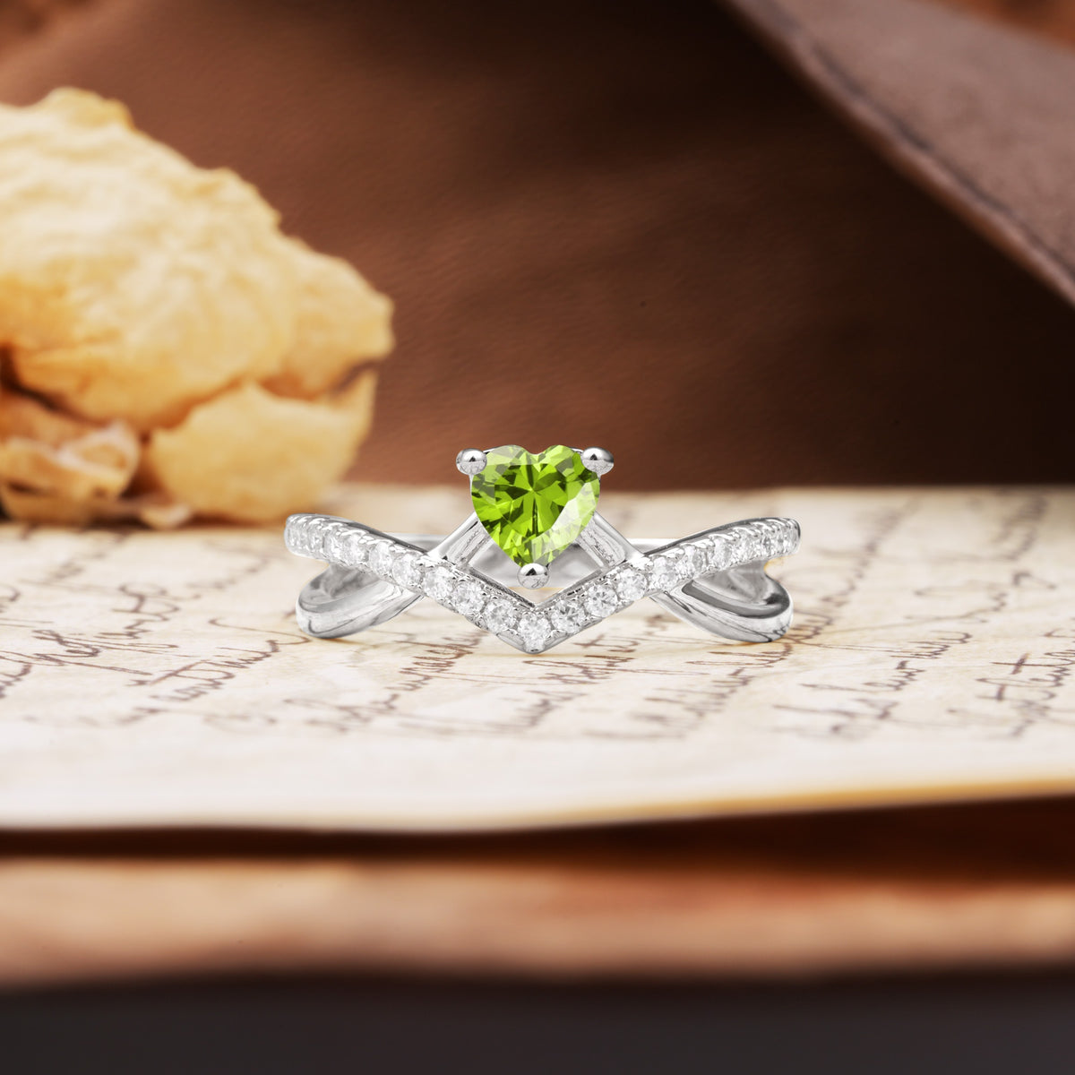 Unique Luxurious 3-Prong Heart-Cut Peridot Engagement Ring - Additional view