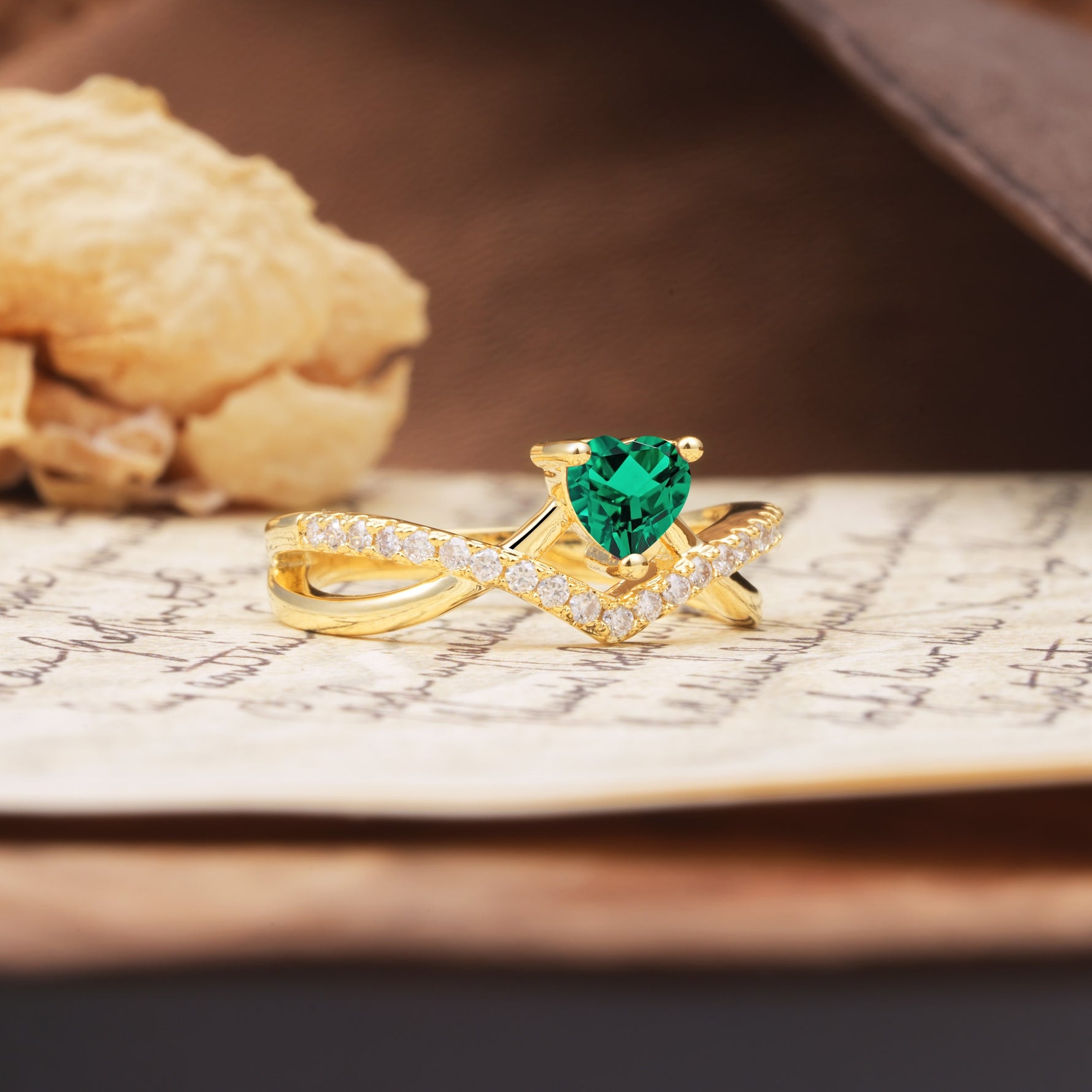 Unique Luxurious 3-Prong Heart-Cut Emerald Engagement Ring - Additional view