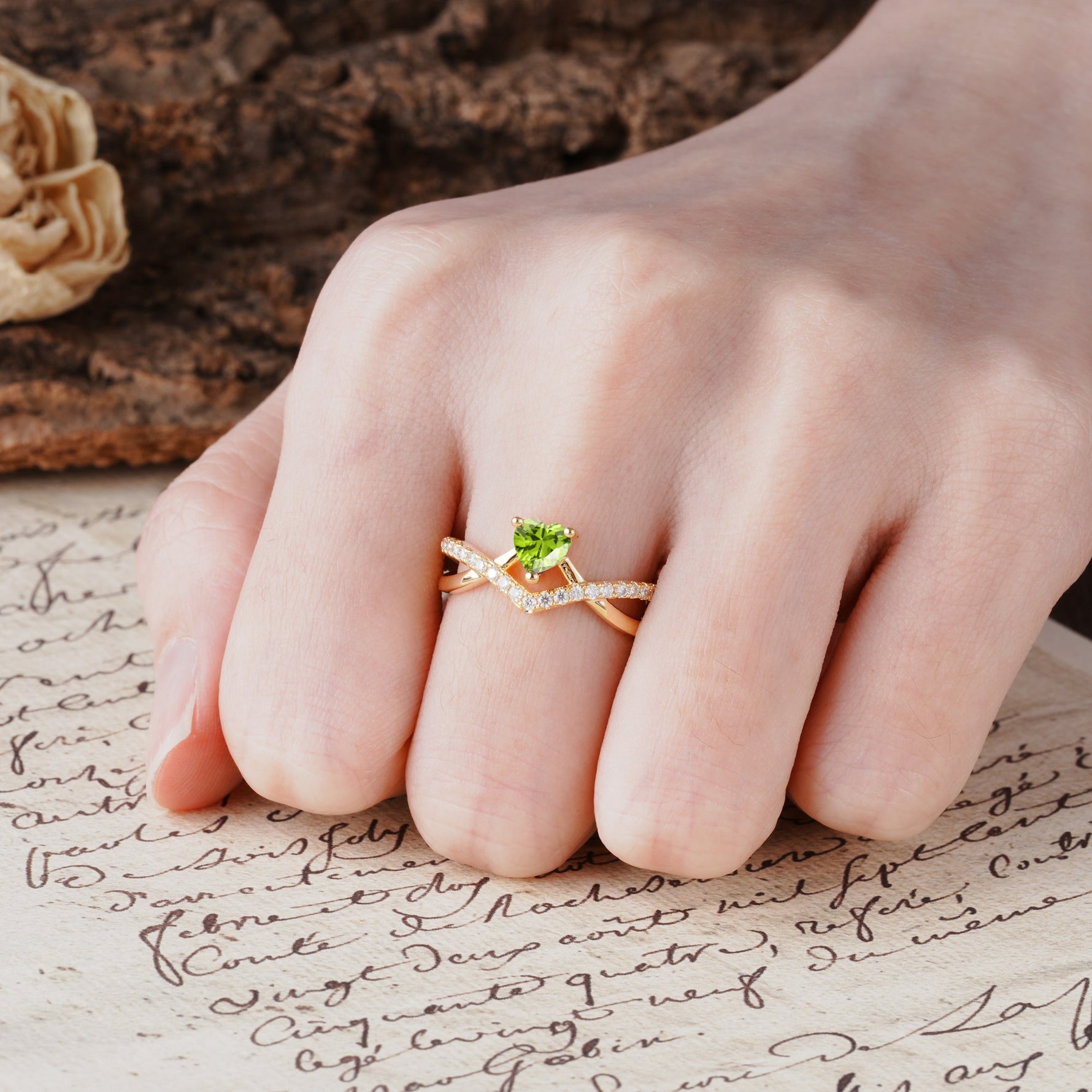 Unique Luxurious 3-Prong Heart-Cut Peridot Engagement Ring - Additional view