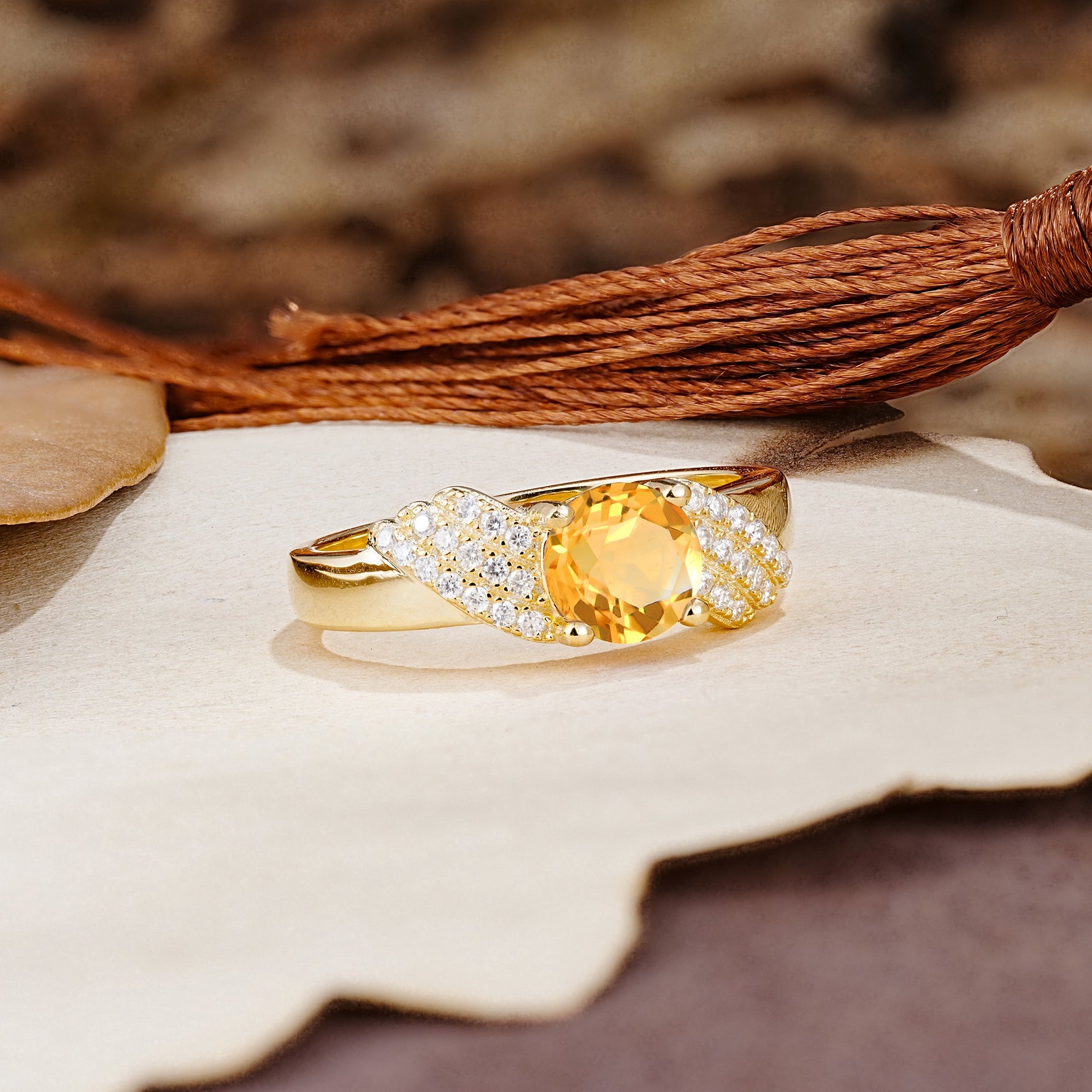 Unique Luxury 4-Prong Round Cut Citrine Engagement Ring - Additional view