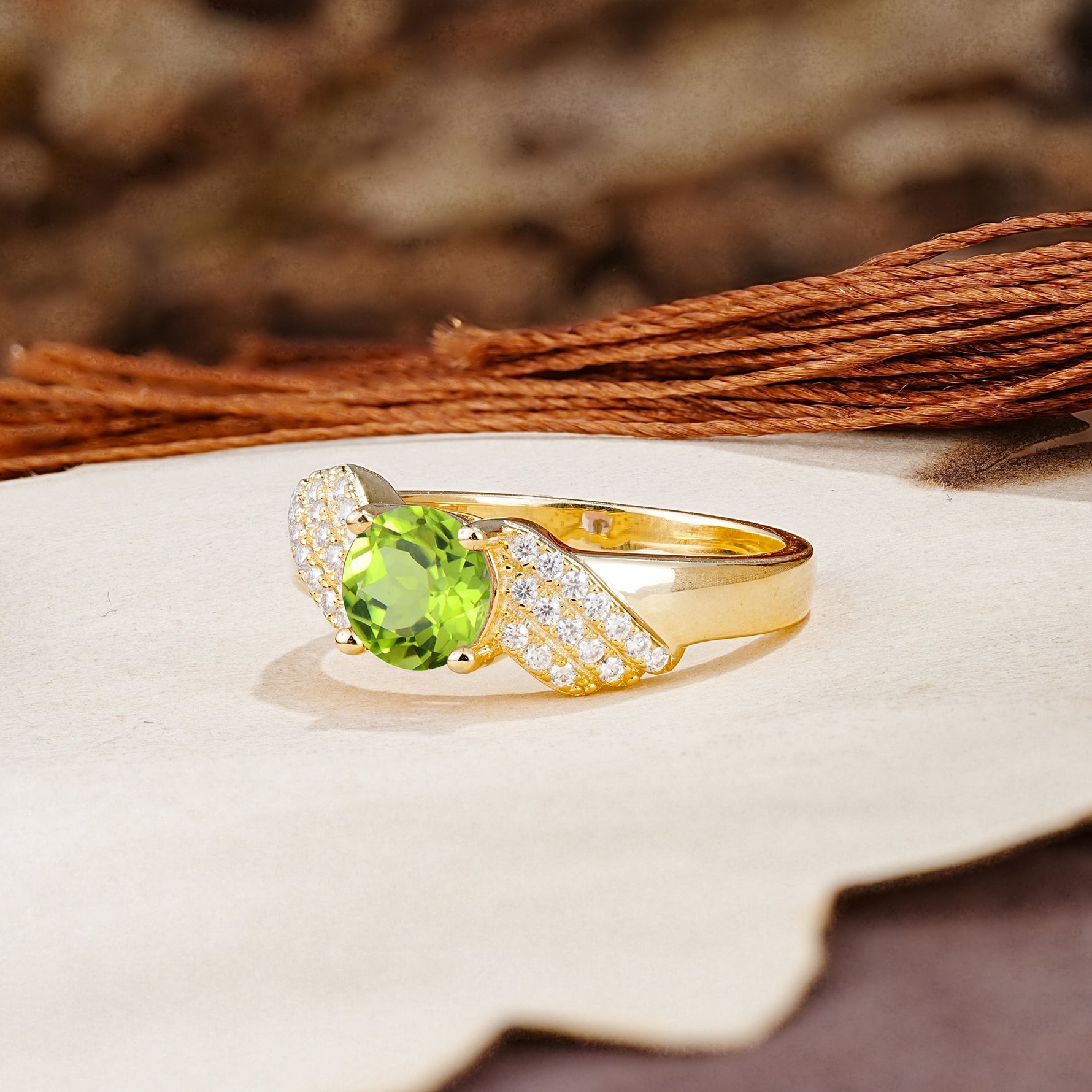 Unique Luxury 4-Prong Round Cut Peridot Engagement Ring - Additional view