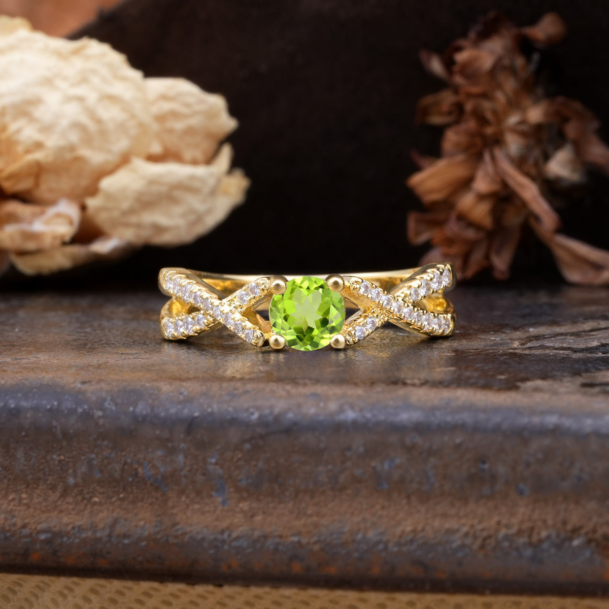 Unique Luxurious Wrap-Around 4-Prong Round Cut Peridot Engagement Ring - Additional view